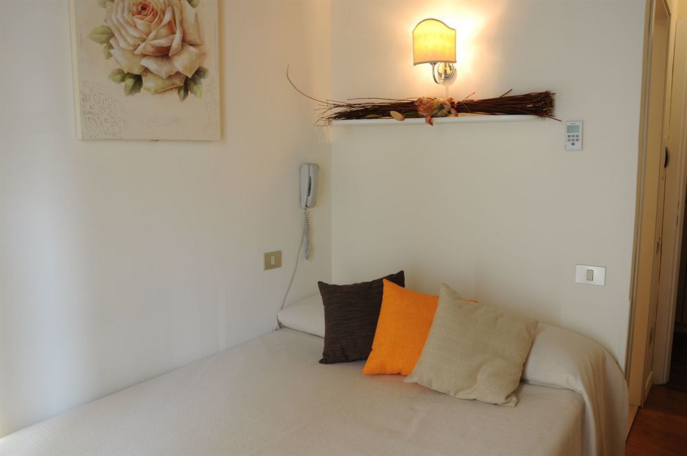 95 Rooms In Рим Екстер'єр фото