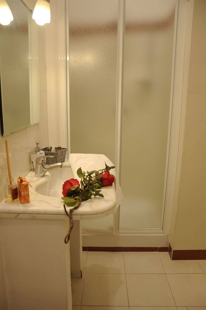 95 Rooms In Рим Екстер'єр фото